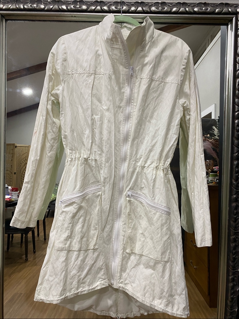 Tahari White Lightweight Zip-Front Trench Coat
